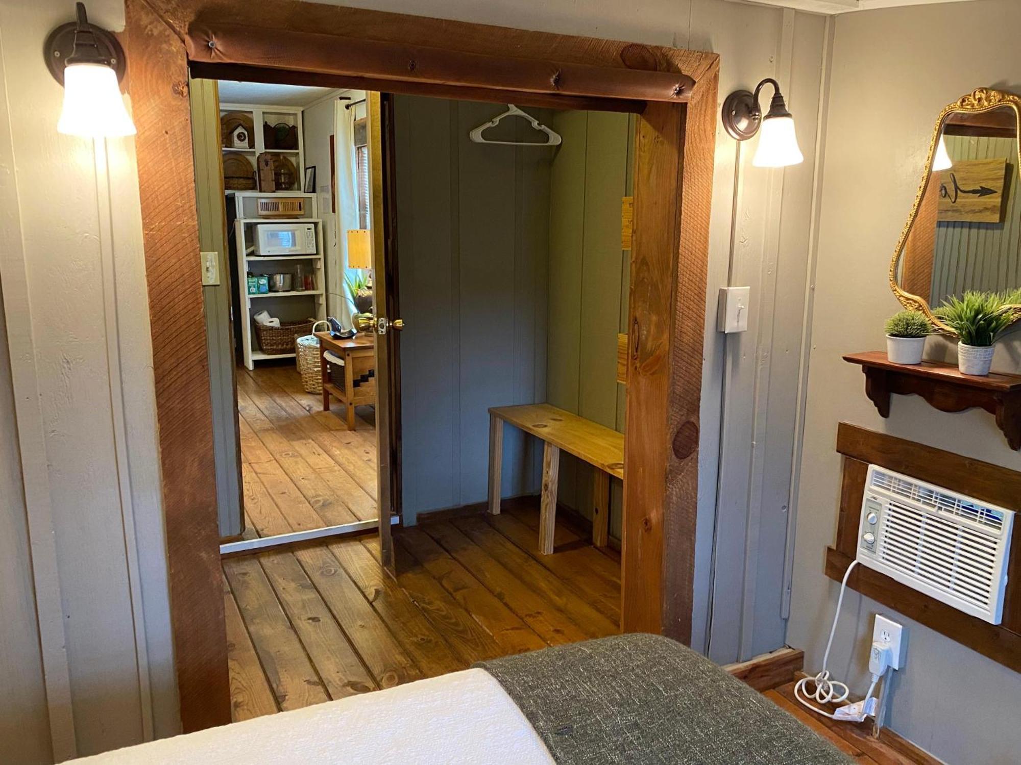Convenient Cottage-Hot Tub, 4 Minutes To Dahlonega Zewnętrze zdjęcie